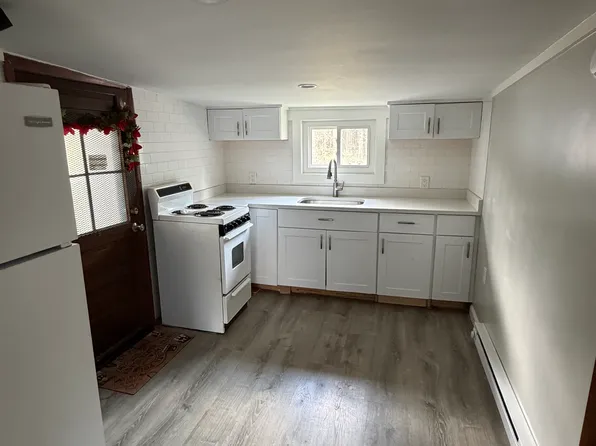 1537 Providence Pike Floor 2, North Smithfield, RI 02896