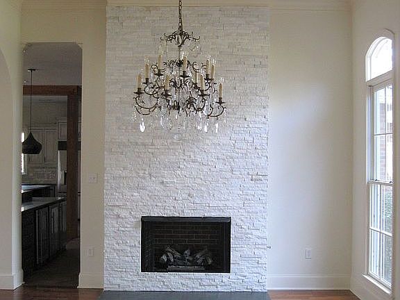 Dining room from foyer