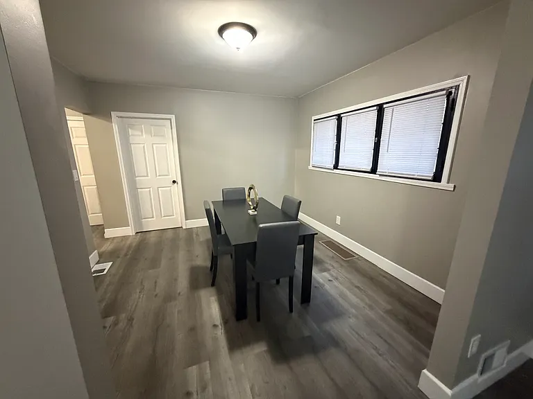 12763 Cloverlawn St — Photo 3