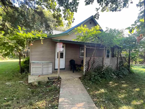 1840 Franklin Ave, Aredale, IA 50605