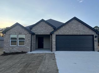 1505 Ridgefield Cir, Searcy, AR 72143