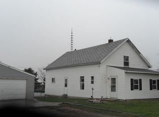 4071 E 13th Rd, Earlville, IL 60518