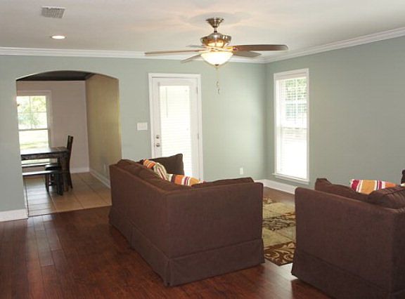 4th image of 149 Wisteria Ln