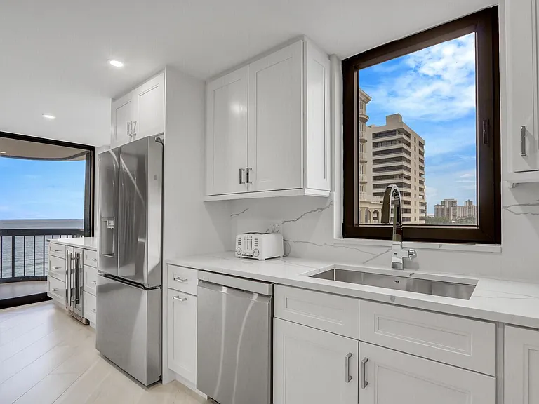 5380 N Ocean Dr #9A — Photo 15