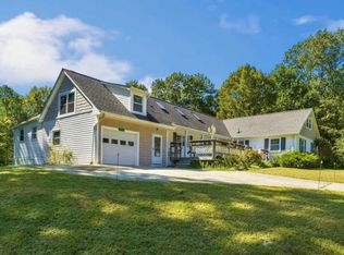 17519 Teagues Point Rd, Hughesville, MD 20637