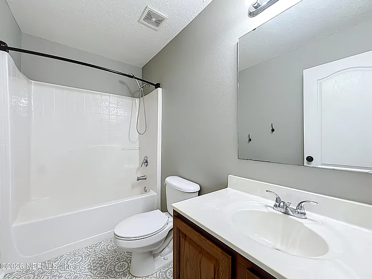 8224 Halls Hammock Ct — Photo 32