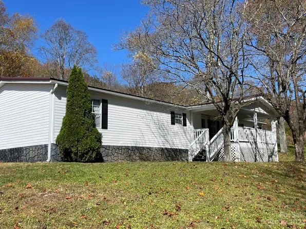 20 Paul Harvey Rd, Balsam Grove, NC 28708