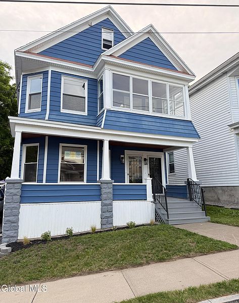 3rd image of 12 Lomasney Avenue