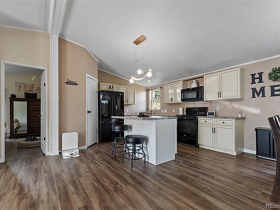 4th image of 345 Lavetapass Ave