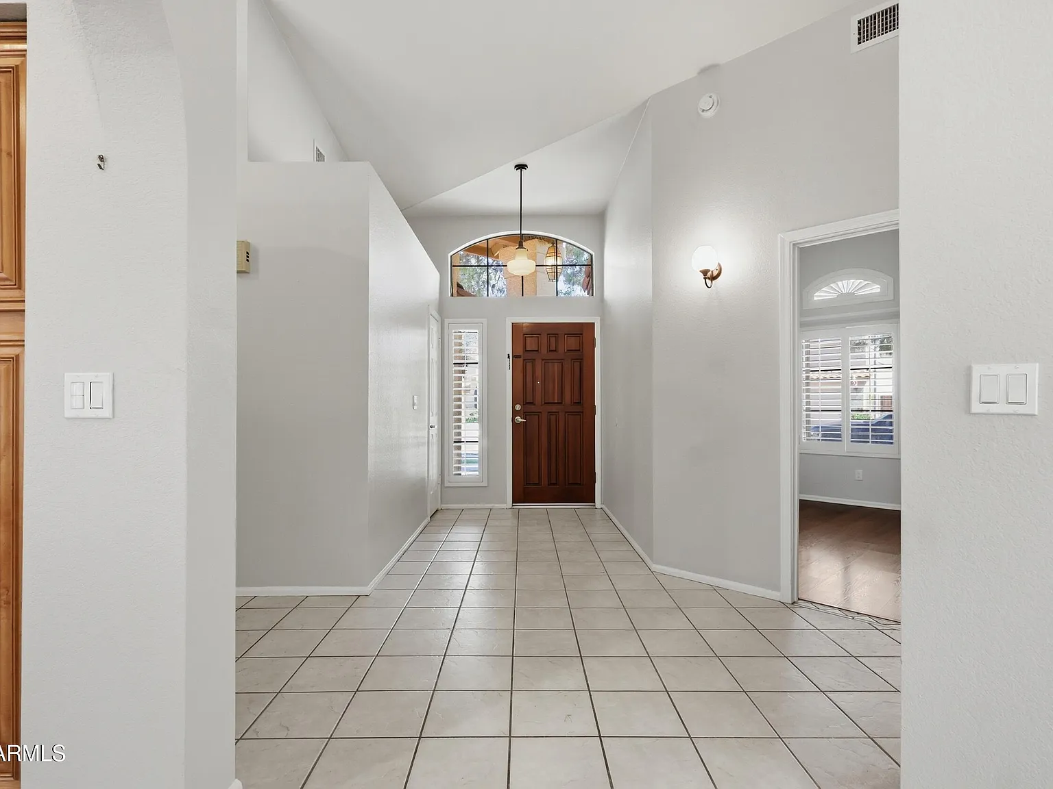 3 bed, 2.0 bath, 1592 sqft, $2,600 — Photo 4
