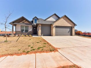 10401 SW 49th St, Mustang, OK 73064