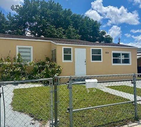 3rd image of 1884 NW 52nd St