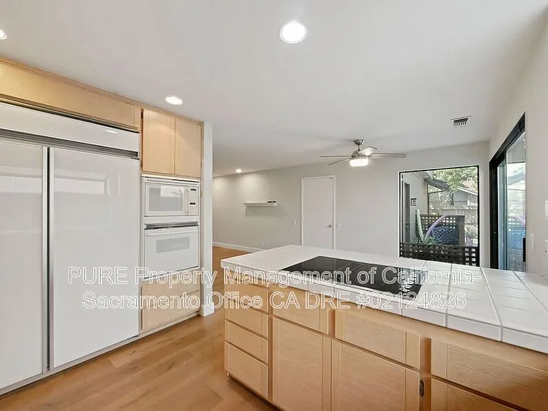 1964 Discovery Village Ln — Photo 24