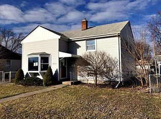 3225 Maple Dr, Highland, IN 46322