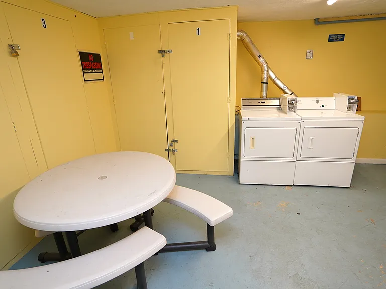 360 Market St #6 — Photo 11