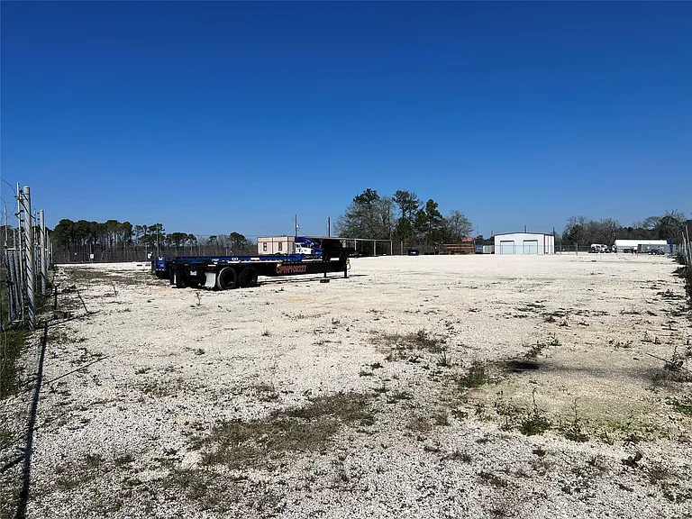 20218 Crosby Fwy — Photo 17