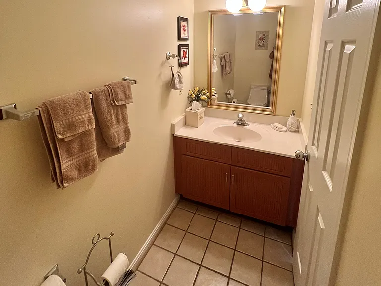 7454 Cross Gate Ln — Photo 12