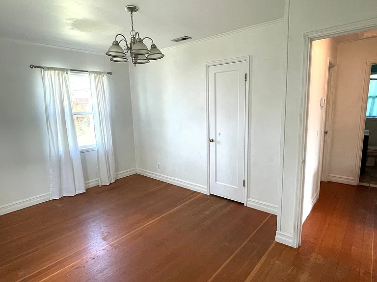 703 Winslow Ave — Photo 9