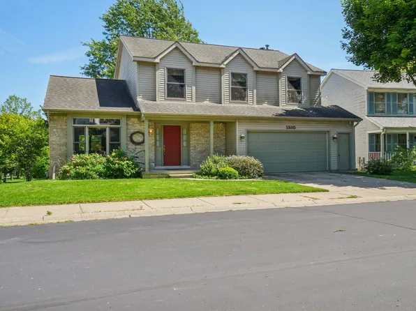 1335 Kelly Green Dr, Ann Arbor, MI 48103