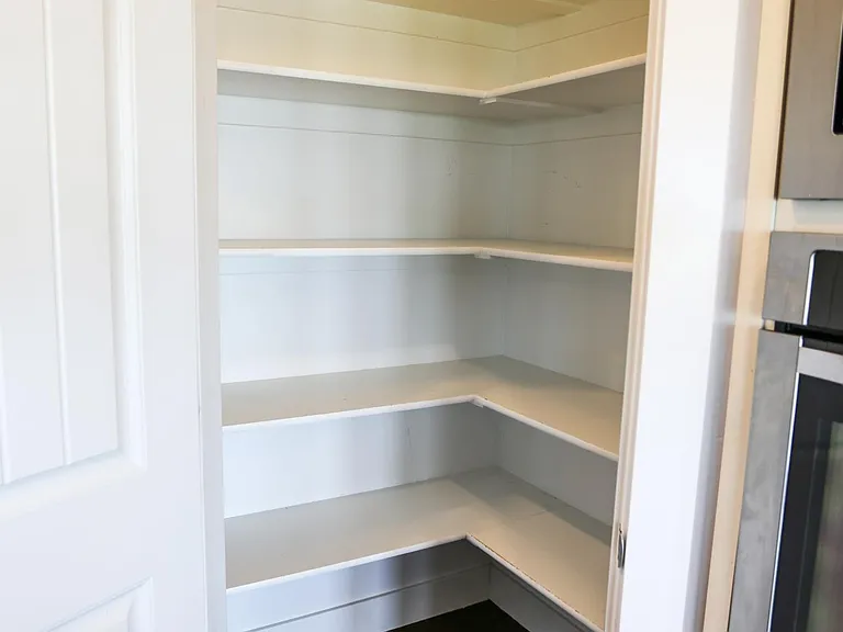 10431 Avondale Dr — Photo 31