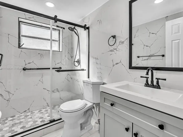 16900 NE 14th Ave APT 115, North Miami Beach, FL 33162