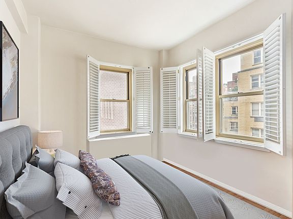 3rd image of 415 E 52nd St APT 9EC