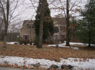 15 Warwick Rd, Flanders, NJ 07836