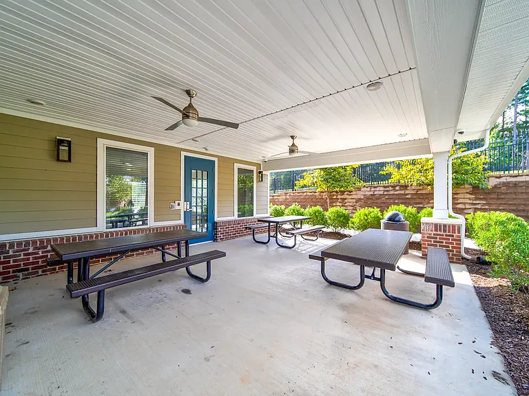 Granite Pointe Apartment Homes — Photo 31