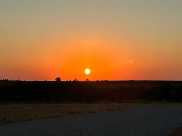 11724 Narrow Way Highway West Of Bay #33, Guthrie, OK 73044