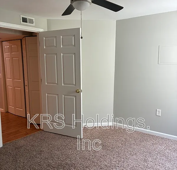 303 Joyce Dr — Photo 11