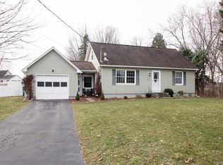 6173 Chili Riga Center Rd, Churchville, NY 14428