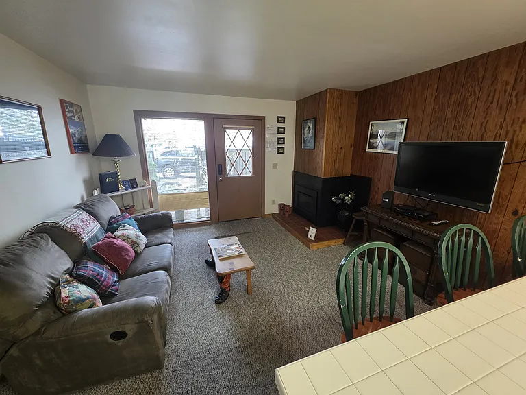 280 3rd Ave #21 — Photo 6