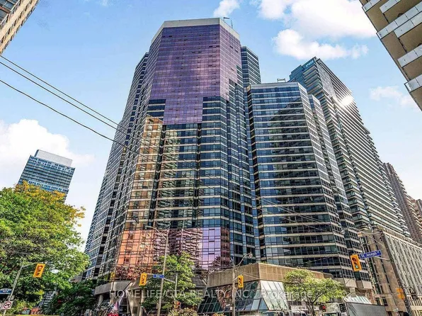 1001 Bay St, Toronto, ON