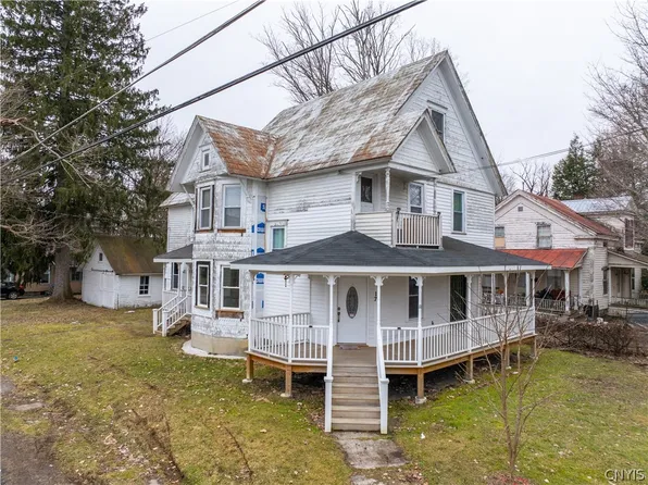17 W James St, Richfield Springs, NY 13439