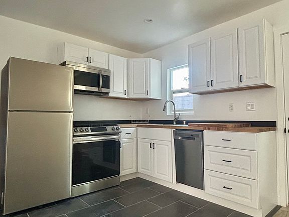 4th image of 2146 Felspar St