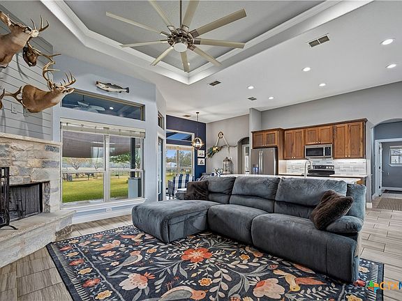 4th image of 3585 Pittman Rd