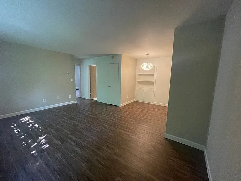Ariel Place — Photo 28