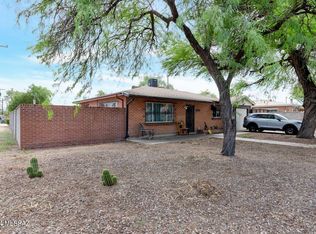 1520 N Cloverland Ave, Tucson, AZ 85712