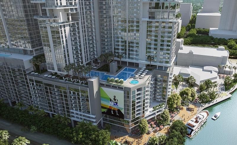 1st image of 300 SW 1st Ave