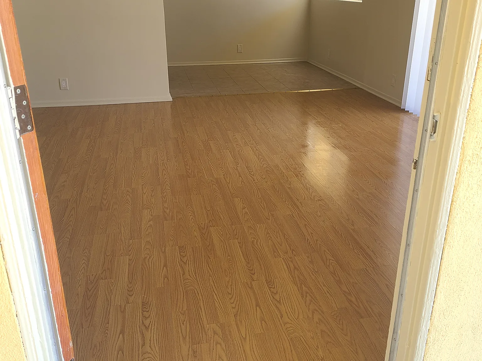 2 bed, 850 sqft, $3,450 — Photo 2