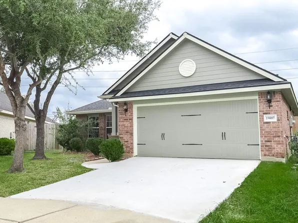 19007 Logan Star Ct, Richmond, TX 77407