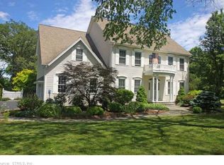 76 Hampton Ct, Southbury, CT 06488