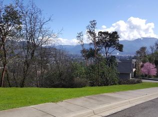 1138 Sunburst Way, Grants Pass, OR 97526