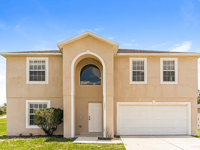 1401 Punta Gorda Dr — Photo 1
