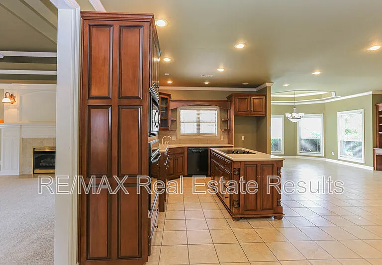 5602 S Bent Tree Dr — Photo 11