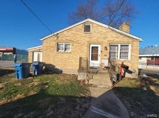 3113 Woodson Rd, Saint Louis, MO 63114