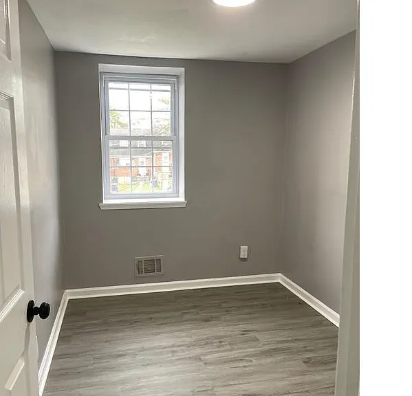 6099 Marquette Rd — Photo 9