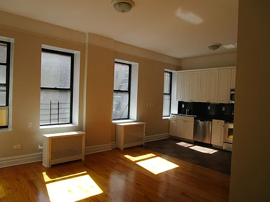 Rented by Rita S Citrin, LREB | media 2