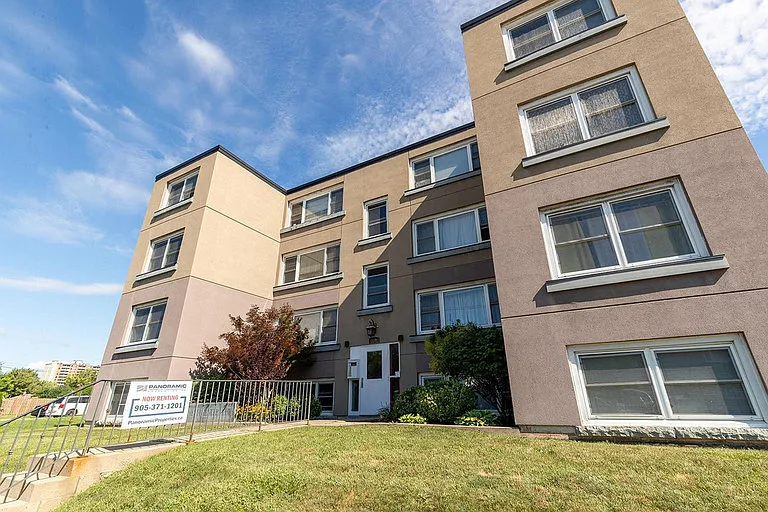 143 Westchester Cres — Photo 14
