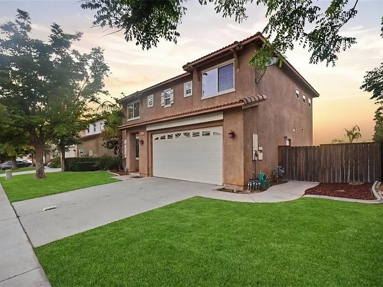 29056 Barcelona Ct — Photo 4